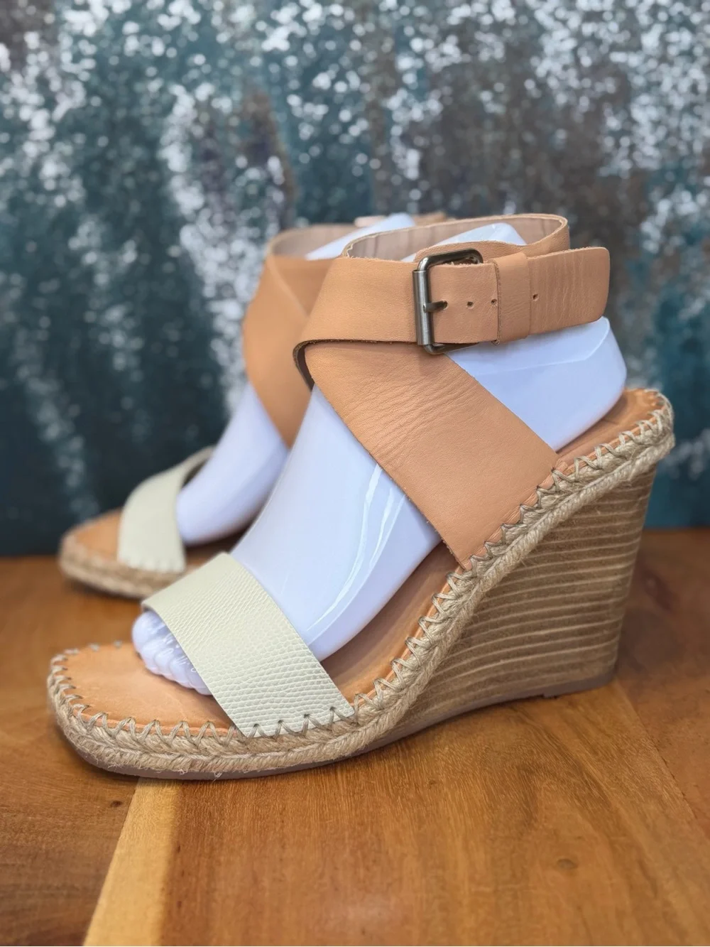 Dolce Vita 2010’s Coastal‎ Boho Tan/Cream Espadrille Wedges Size 10 (VGUC)